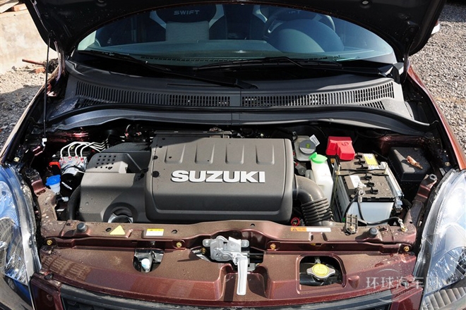 2013款 1.5L 自动运动版