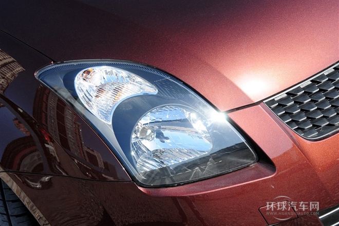 2013款 1.5L 自动运动版