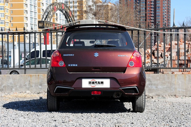 2013款 1.5L 自动运动版