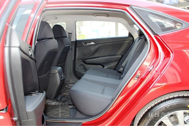2014款 1.8L 自动舒适型