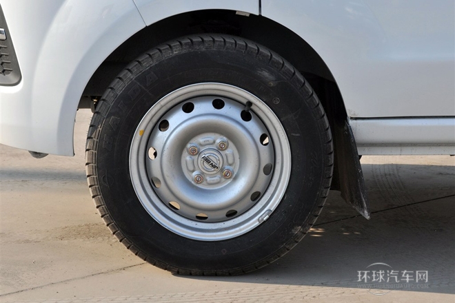 2013款 1.3L 标准型