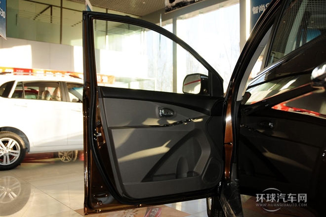 2014款 1.5L 手动豪华型