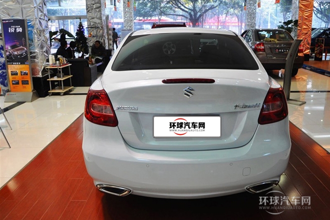 2011款 2.4L两驱豪华导航版