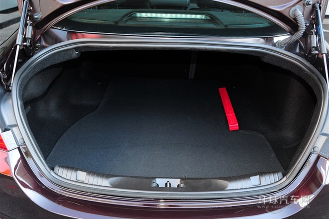 2015款 XF 2.0T 豪华版