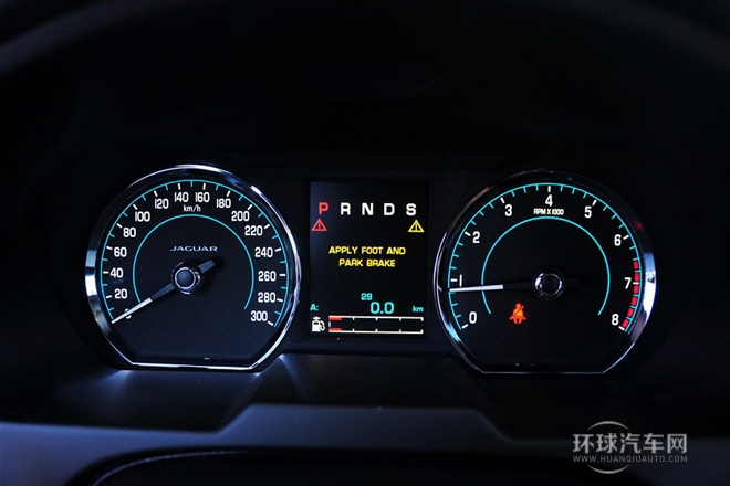 2015款 XF 2.0T Sportbrake 豪华版