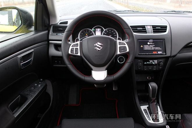 2014款 1.6L CVT两驱豪华版