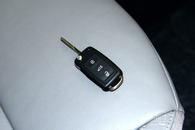 2013款 1.8TSI 手动名仕版