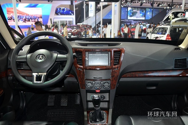 2014款 1.6L 手动豪华版