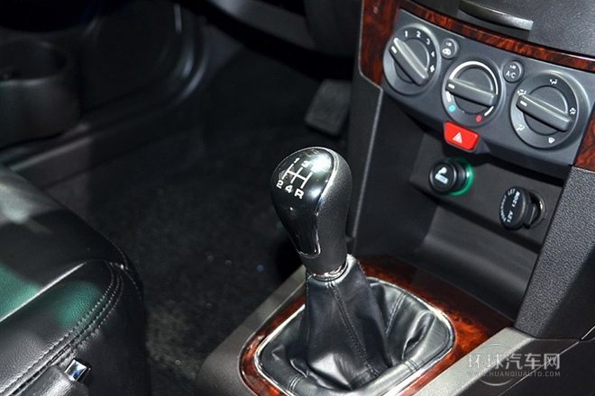 2014款 1.6L 手动豪华版