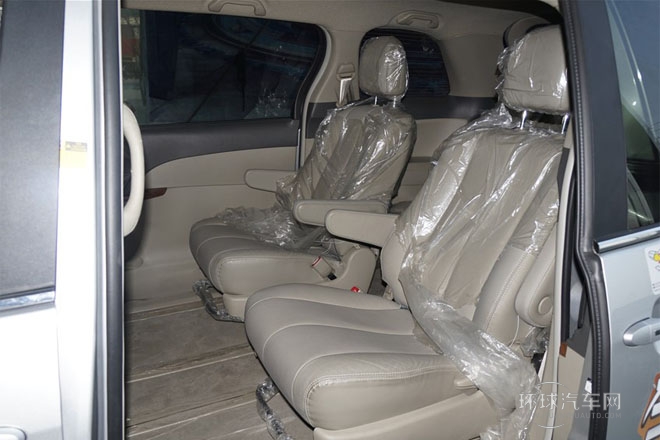 2013款 1.5L 自动尊贵型