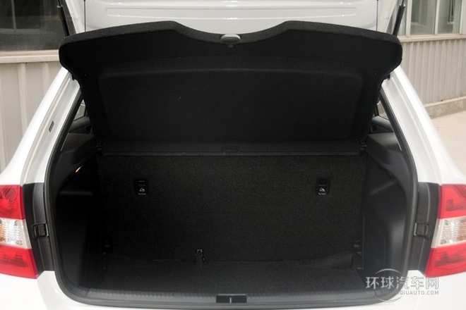 2014款 1.6L 手动乐享版