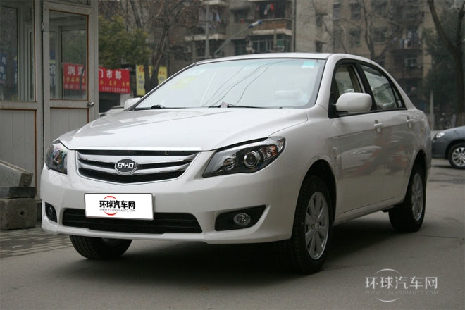 2012款 1.8L 自动尊贵型