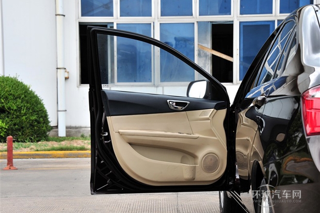 2012款 1.5L CVT旗舰型