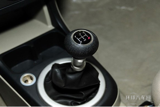 2012款 冠军版 1.3L 手动豪华型