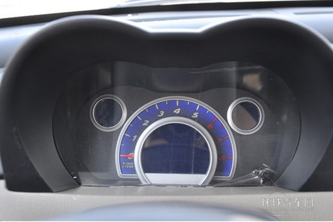 2012款 冠军版 1.3L 手动豪华型