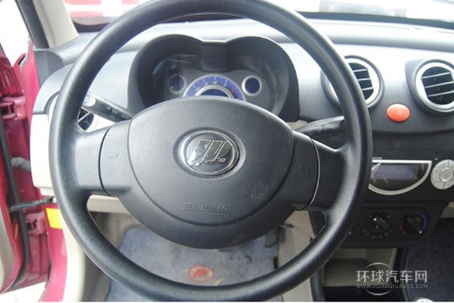 2012款 冠军版 1.3L CVT尊贵型