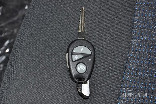 2014款 1.3L 手动标准型