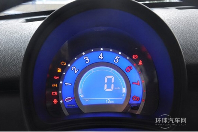 2014款 1.3L 手动标准型