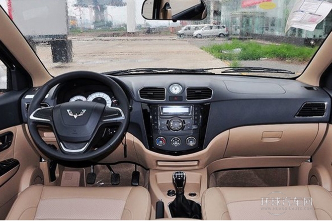 2010款 1.4L 标准型