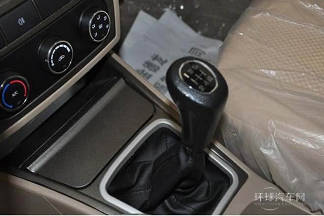 2012款 520i悦行版 1.3L 实用型