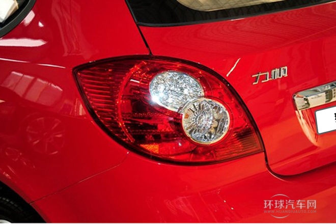 2012款 520i悦行版 1.3L 实用型