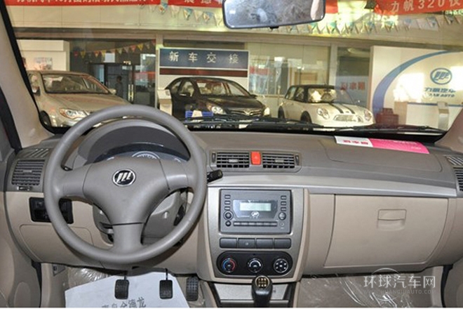 2011款 520i 1.3L 实用型