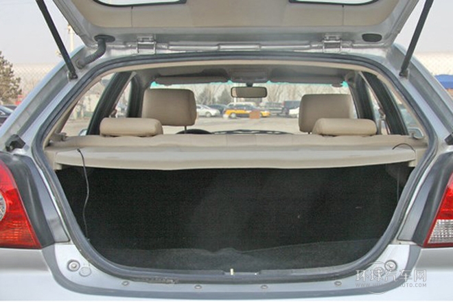 2011款 520i 1.3L 舒适型