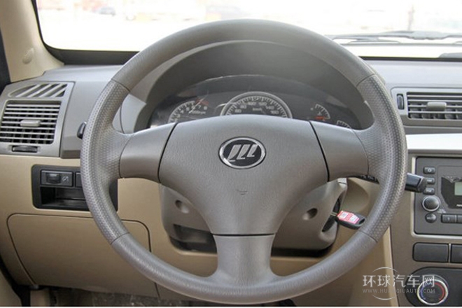 2011款 520i 1.3L 舒适型
