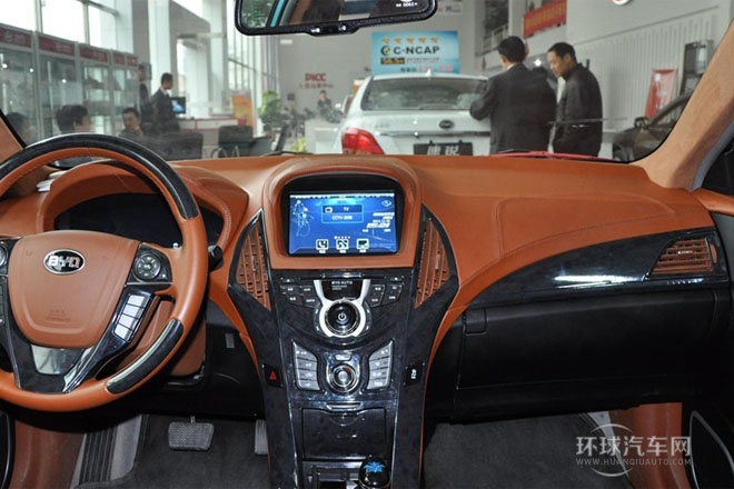 2014款 1.5T 尊贵型