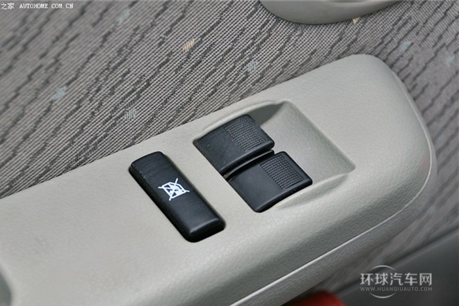 2011款 1.0L舒适型LF465Q5