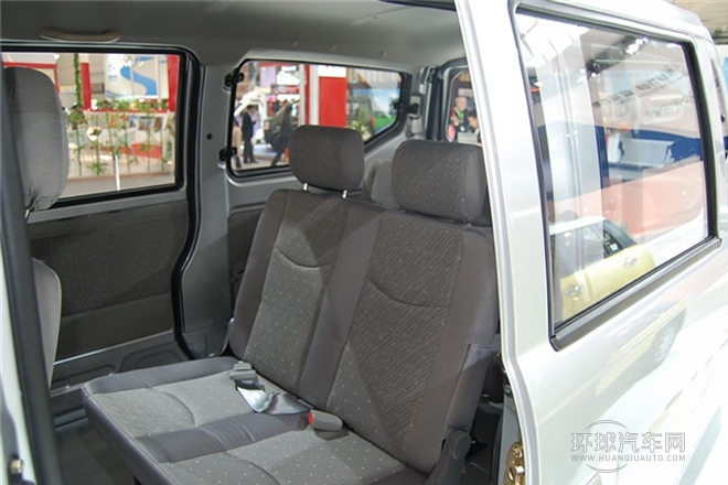 2011款 1.0L豪华型LF465Q5