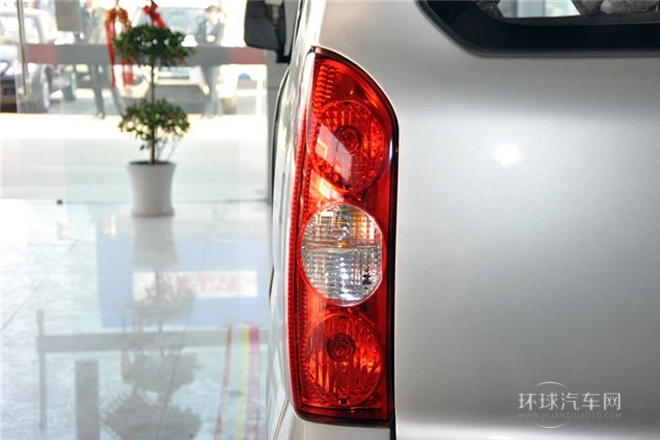 2011款 1.0L豪华型LF465Q5