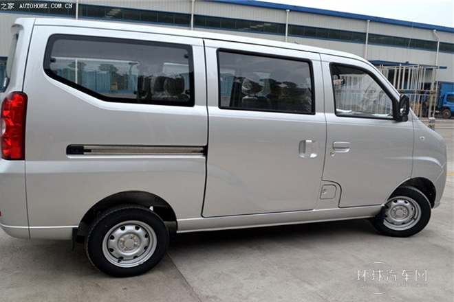 2011款 1.0L豪华型LF466Q