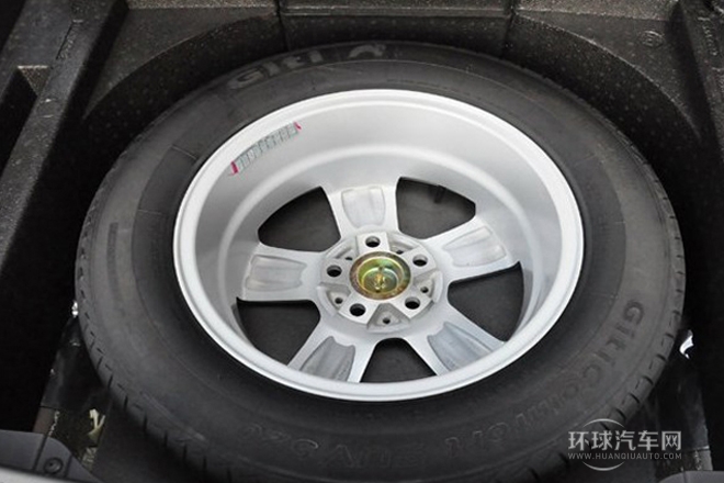 2012款 1.8L 标准型