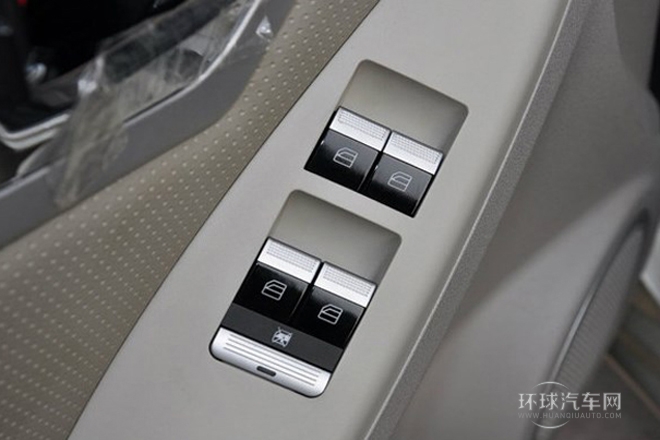 2012款 1.8L 标准型