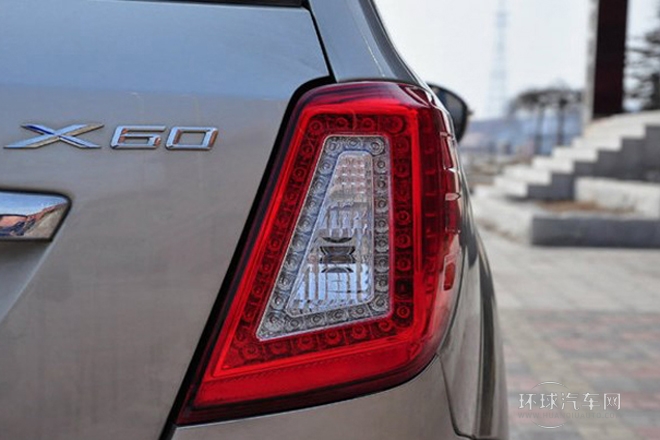 2012款 1.8L 标准型