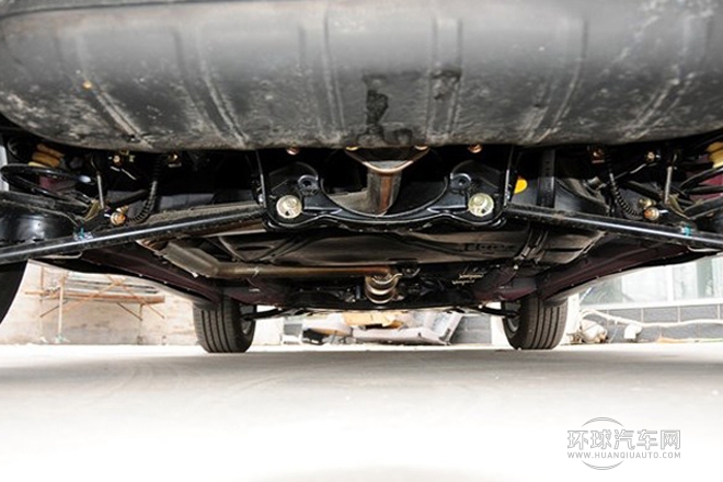 2012款 发现版 1.8L 豪华型
