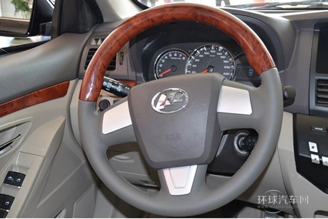 2014款 越级版 1.5L 标准型