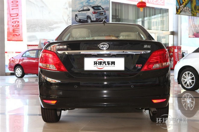 2013款 1.5L 手动尊贵型