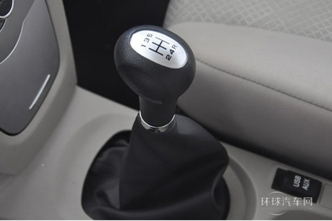 2014款 1.3L 手动标准型