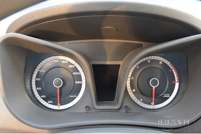 2014款 1.5L 手动豪华型