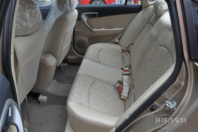 2013款 1.5L 手动舒适型CNG