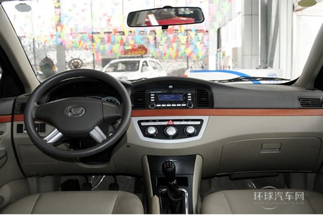 2012款 1.5L 手动舒适B型