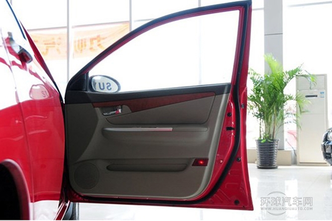 2012款 1.5L 手动豪华型