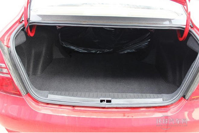 2012款 1.5L 手动豪华型