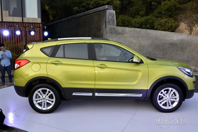 2014款 1.6L 手动智尊型