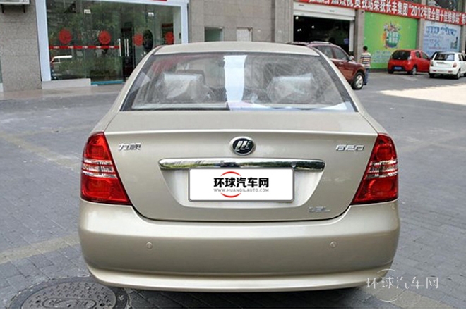 2012款 1.5L 手动舒适A型CNG