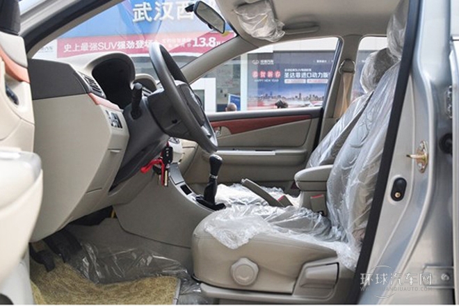 2012款 1.5L 手动豪华型CNG