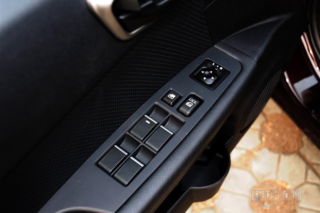 2014款 1.5L 手动豪华型