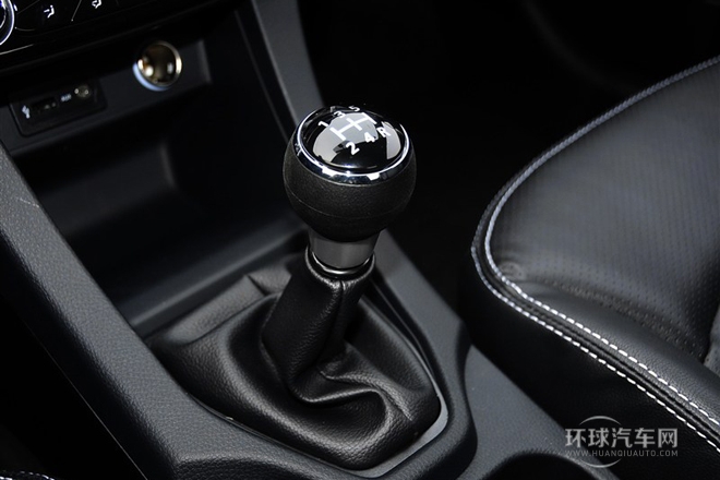 2014款 1.5L 手动豪华型